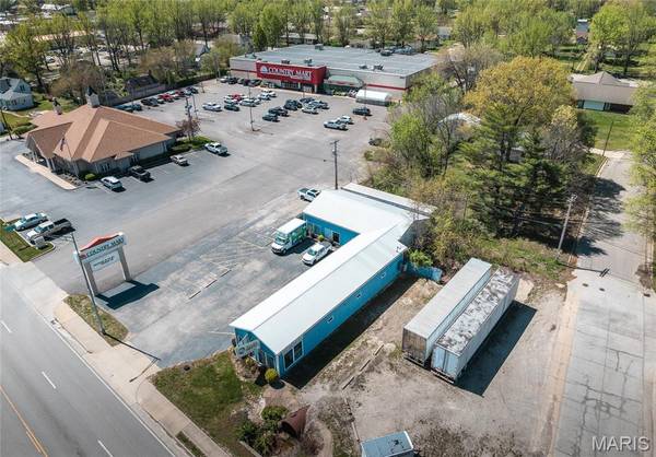 327 N Jefferson ST, St James, MO 65559