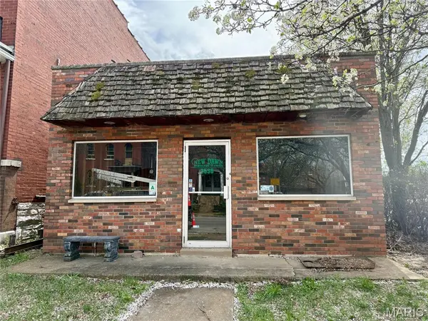 3536 Arsenal ST, St Louis, MO 63118