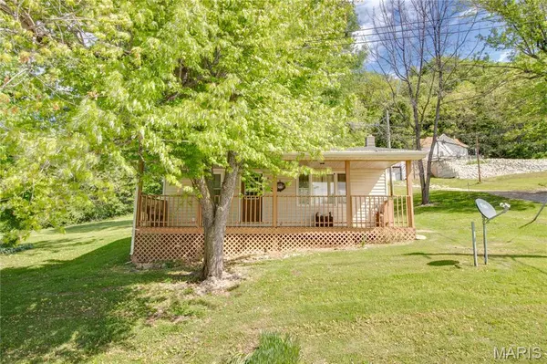 539 Hill ST, Hamburg, IL 62045
