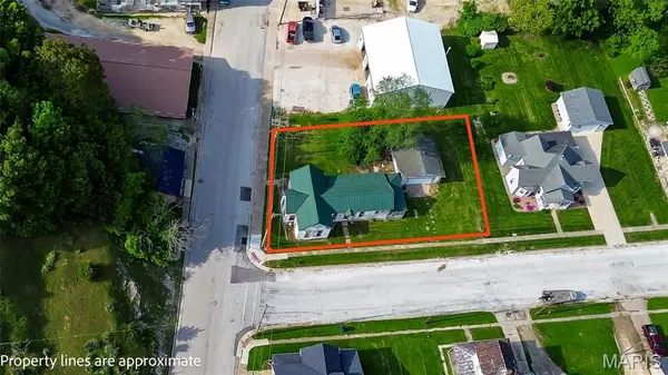 212 Franklin ST, Hardin, IL 62047
