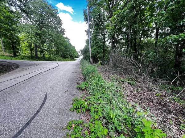 5918 Valley DR, French Village, MO 63036