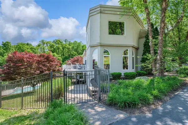 169 Fick Farm RD, Chesterfield, MO 63005