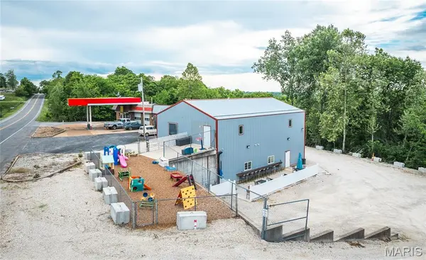 2253 Loose Creek HWY, Loose Creek, MO 65054