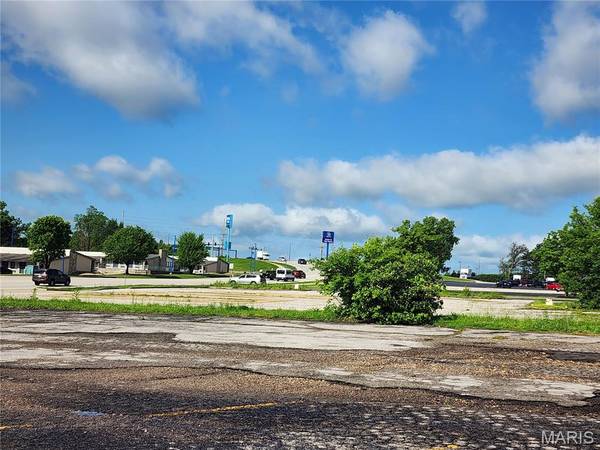 3735 Harry S Truman BLVD, St Charles, MO 63301