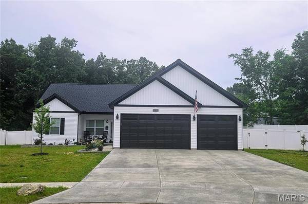 10719 Trenton LN #TBB, Foristell, MO 63348