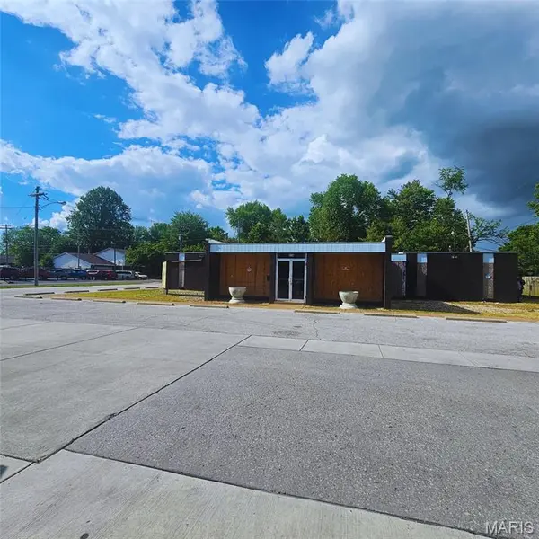 626 N 38th ST, Belleville, IL 62226