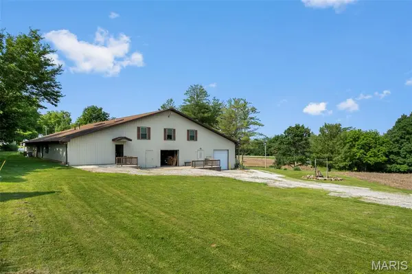 541B Hillview DR, Chester, IL 62233