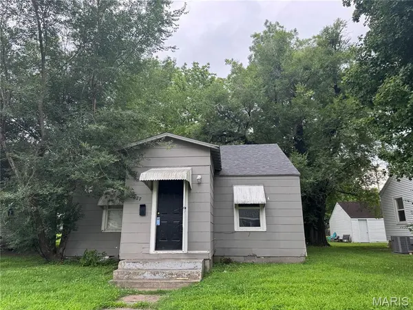 627 Vernon AVE, Sikeston, MO 63801