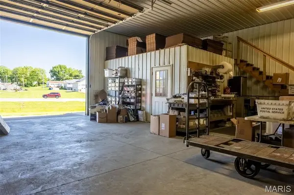 960 Highway B, Elsberry, MO 63343