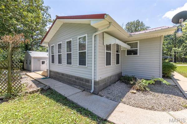 39 Rock Ridge RD, Wappapello, MO 63966