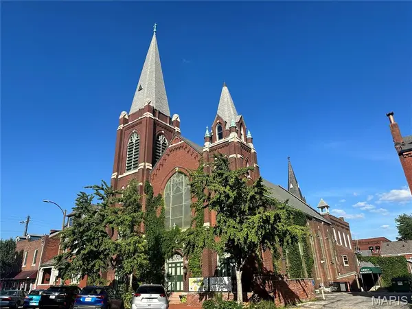 1808 S 9th ST, St Louis, MO 63104