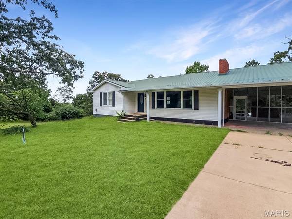 2253 Highway 32, Bixby, MO 65439