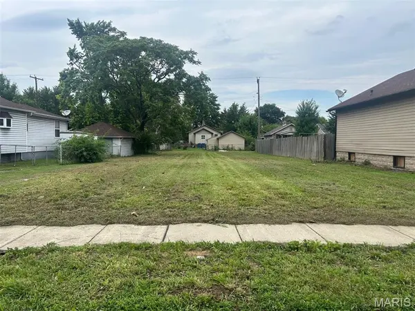 2531 E 25th ST, Granite City, IL 62040