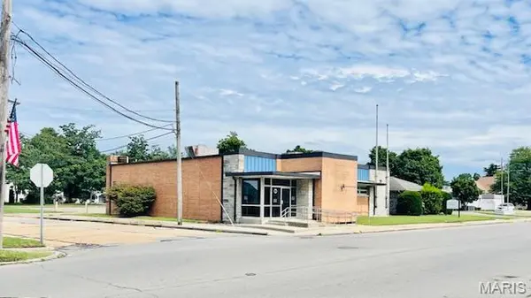 202 S Kingshighway ST, Sikeston, MO 63801