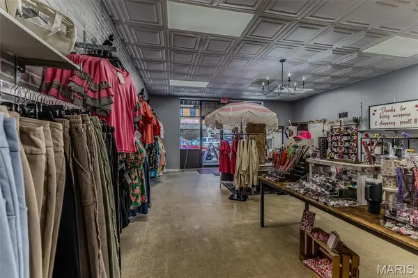 112 W Commercial ST, Lebanon, MO 65536