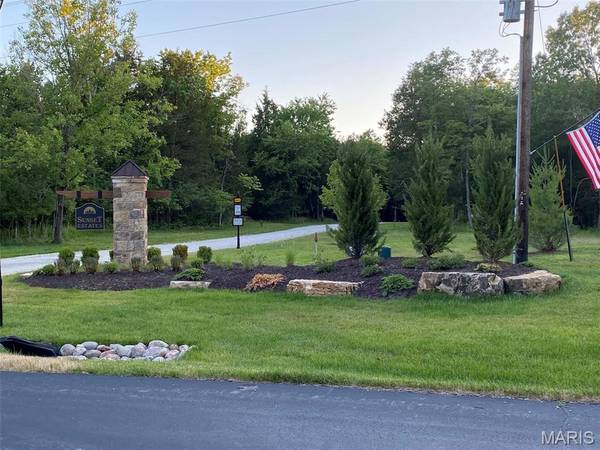 5001 Lily Ridge, Defiance, MO 63341
