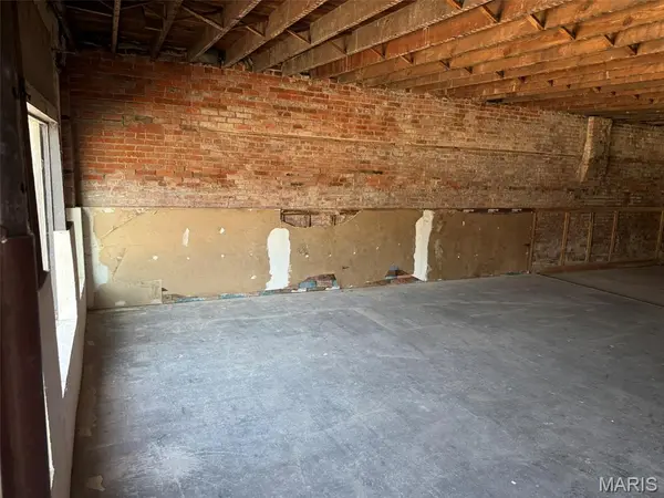 107 W Main ST, Coffeen, IL 62017
