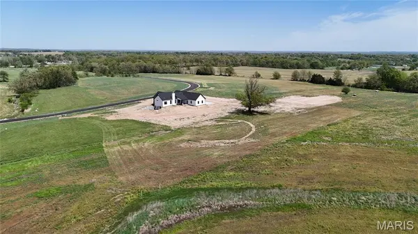 239 Autumn Hallow Ct, Old Monroe, MO 63369