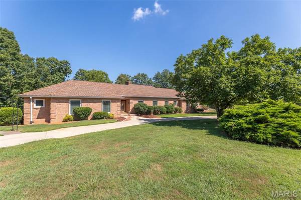 3603 McLane DR, Poplar Bluff, MO 63901