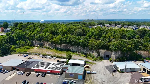 20 Cave Industrial DR, Crystal City, MO 63019