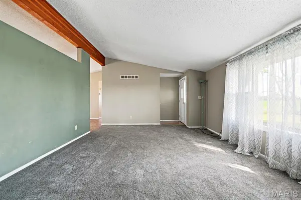 36950 Highway K, Laddonia, MO 63352