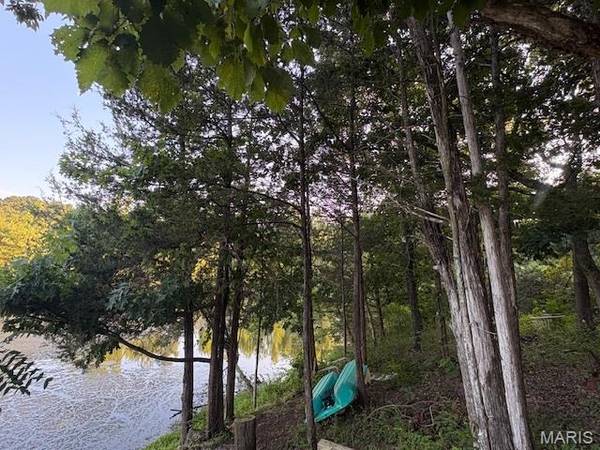 10450 Lake Crest DR, Hillsboro, MO 63050