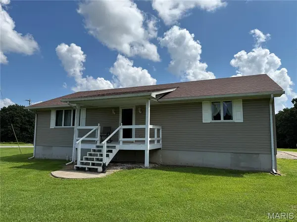 17351 Highway NN, Bowling Green, MO 63334
