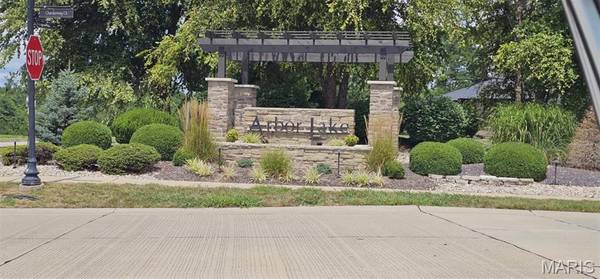 3621 S Arbor Lake DR, Edwardsville, IL 62025