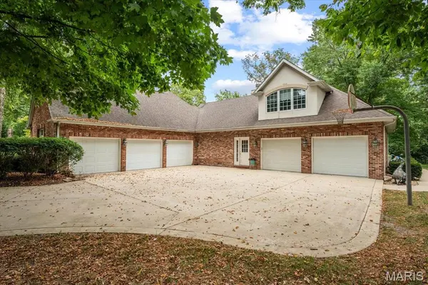 2917 18th Fairway DR, Belleville, IL 62220