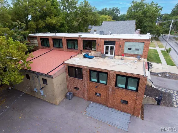 3723 Commonwealth AVE, Maplewood, MO 63143