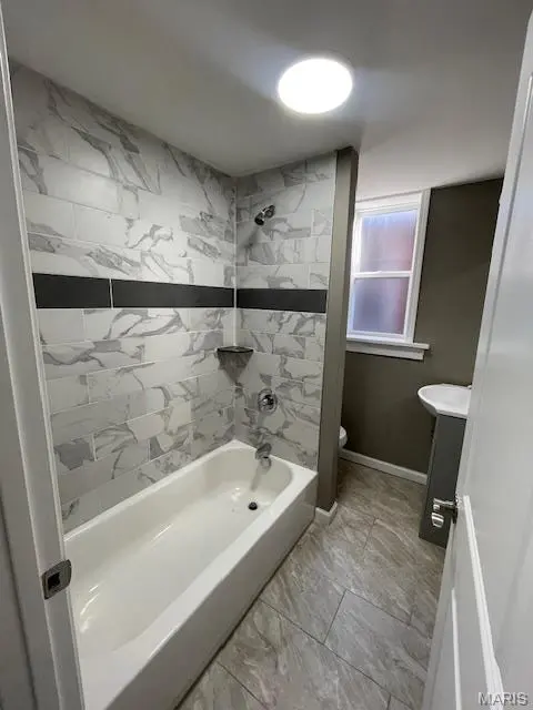 5022 Elenore Avenue, St Louis, MO 63116