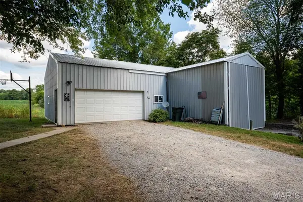 541 Dallas RD, Murphysboro, IL 62966