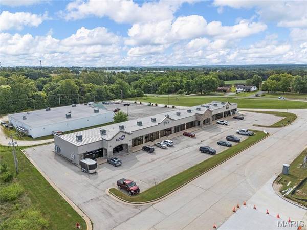 212 Immanuel AVE, New Haven, MO 63068