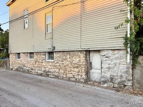 612 Church ST, Hannibal, MO 63401