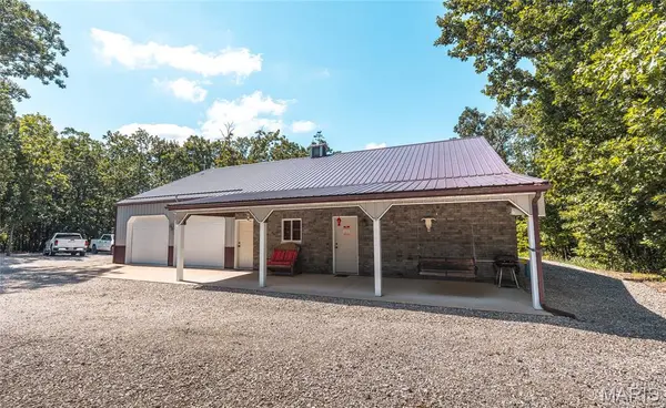 24418 Golden Beach Rd, Eldon, MO 65011