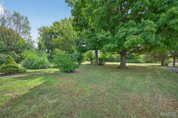 222 W Saint Louis ST, Pacific, MO 63069