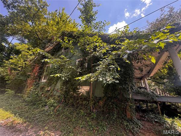 2413 Switzer AVE, Jennings, MO 63136