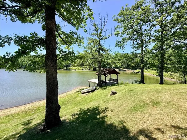 520 Christopher DR, Perryville, MO 63775