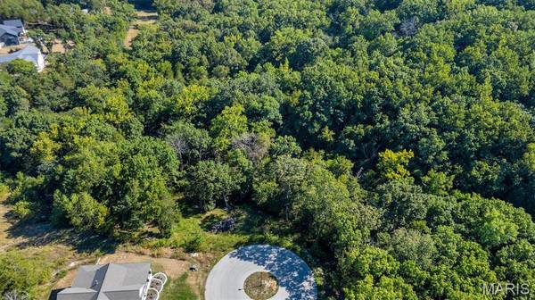 158 Long Oaks DR, Imperial, MO 63052
