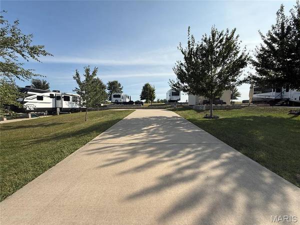 19340 Highway J #45, Monroe City, MO 63456
