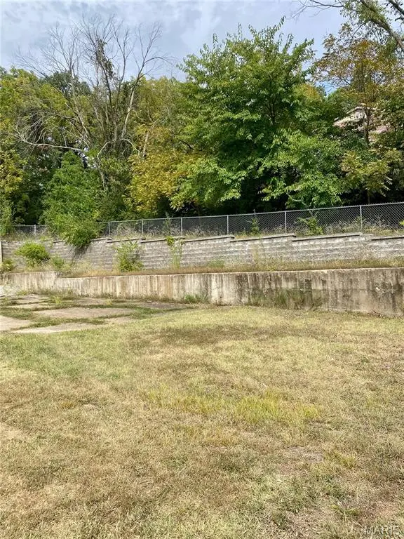 0 E Park ST, Pacific, MO 63069