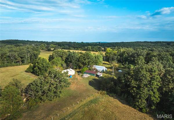 658 RR 63, Unincorporated, MO 65689