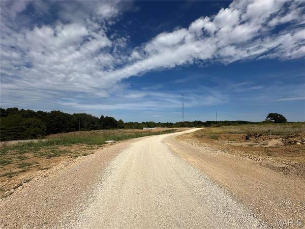 4314 Whispering Woods RD, Farmington, MO 63640