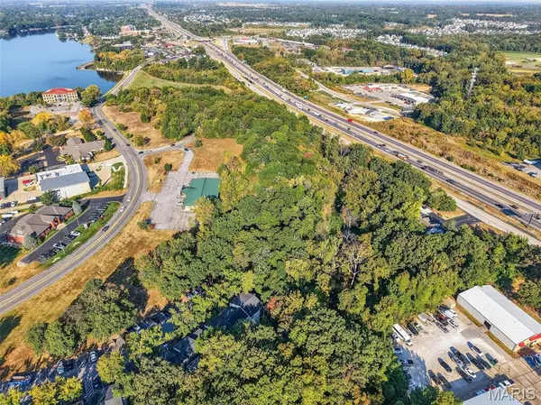 8.19 Ac Veterans Memorial Pkwy, Lake St Louis, MO 63367
