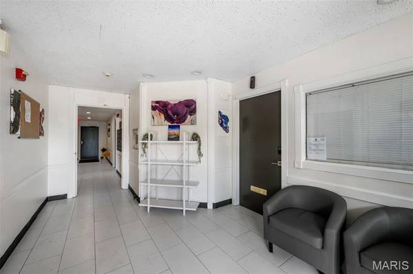 4020 Lindell BLVD, St Louis, MO 63108