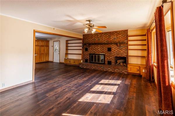 200 Margaret DR, East Prairie, MO 63845