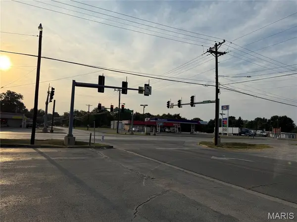 902 Independence AVE, Kennett, MO 63857