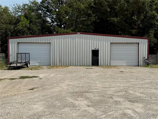 904 Independence AVE, Kennett, MO 63857