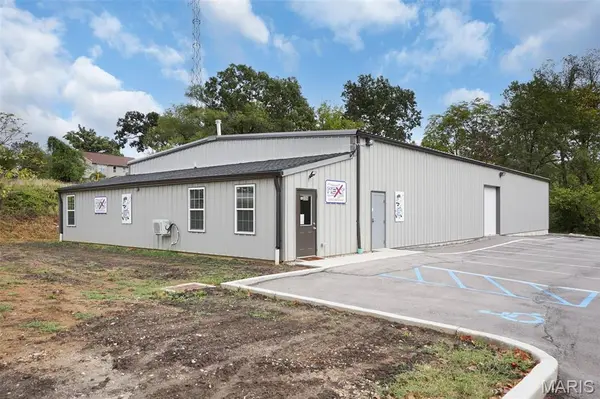 306 N Market ST, Warrenton, MO 63383