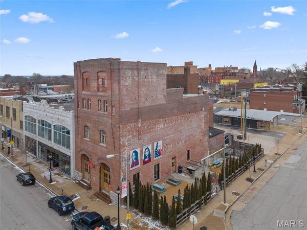 2724 Cherokee ST, St Louis, MO 63118